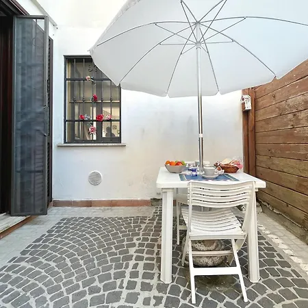 Homestay Incandeda Livorno
